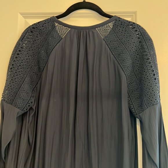 RAMY BROOK navy silk blouse with open crochet detail - Picture 7 of 7